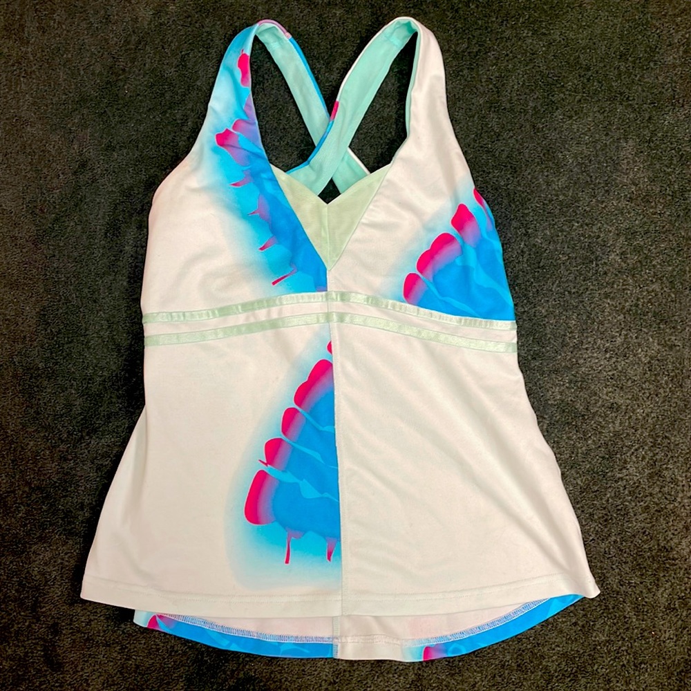 Lululemon athletica beautiful pattern tank top
